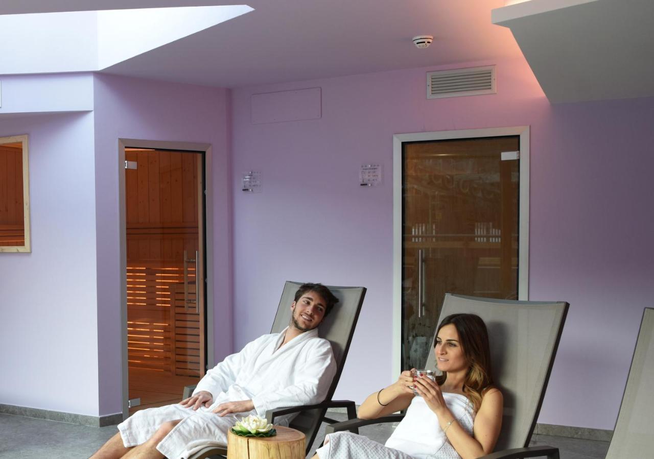 Residence & Wellness 3Mila Пейо Фонти Екстериор снимка